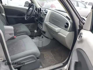 2007 Chrysler PT Cruiser Touring z VIN 3A4FY58B07T544561, wystawiony jako IAAI lot #41548640 z przebiegiem 131 498 mil mil oraz . Historia ofert i sprzedaży dostępna na DreamBid. Obrazek 5.
