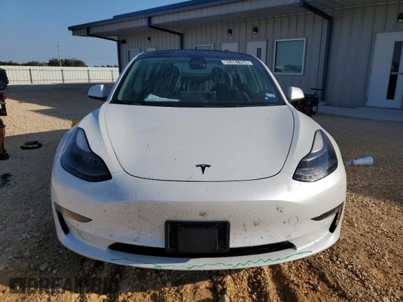 2022 Tesla Model 3 with VIN 5YJ3E1EA7NF184741, listed as a Copart auction lot 82487494 with 133,215 mi miles and Clean Title. Bid and sale history available at DreamBid. Image 5.