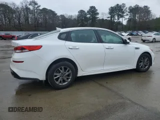 2019 Kia Optima LX with VIN 5XXGT4L3XKG335853, listed as a Copart auction lot 45223815 with 124,204 mi miles and Salvage Title. Bid and sale history available at carsss.com. Image 3.