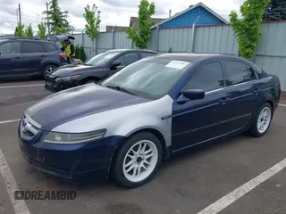 2004 Acura TL with VIN 19UUA66264A027098, listed as a IAAI auction lot 42141466 with 229,406 mi miles. Bid and sale history available at carsss.com. Image 2.
