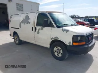 2007 GMC Savana Cargo with VIN 1GTGG25V371212308, listed as a IAAI auction lot 41389394 with 453,324 mi miles. Bid and sale history available at carsss.com. Image 1.
