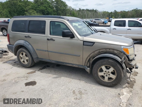 2007 Dodge Nitro SXT z VIN 1D8GT28KX7W596489, wystawiony jako Copart lot #56151355 z przebiegiem 295 949 mil mil oraz Szkoda całkowita • Salvage title. Historia ofert i sprzedaży dostępna na DreamBid. Obrazek 4.