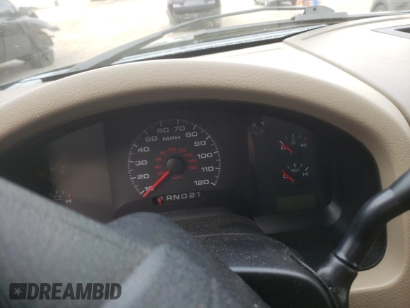 2005 Ford F-150 XL с VIN 1FTRF12285NC01875, выставлен на аукционе Copart как лот 86248024 с пробегом Не указан миль и Чистый • Clean title. История ставок и продаж доступна на DreamBid. Изображение 9.