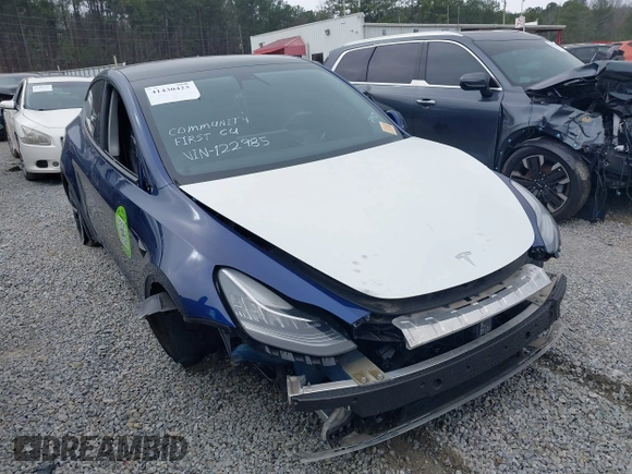 2021 Tesla Model Y Standard Range with VIN 5YJYGDED8MF122985, listed as a IAAI auction lot 41430423 with 120,302 mi miles and . Bid and sale history available at carsss.com. Image 12.