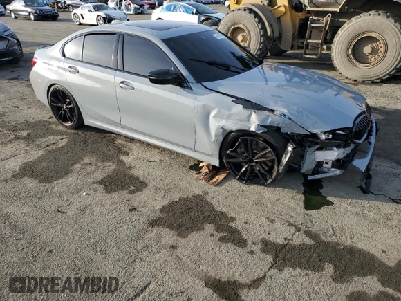 2024 BMW 3 Series M340i with VIN 3MW49FS09R8E32108, listed as a Copart auction lot 45897695 with 21,076 mi miles and Salvage Title. Bid and sale history available at carsss.com. Image 4.