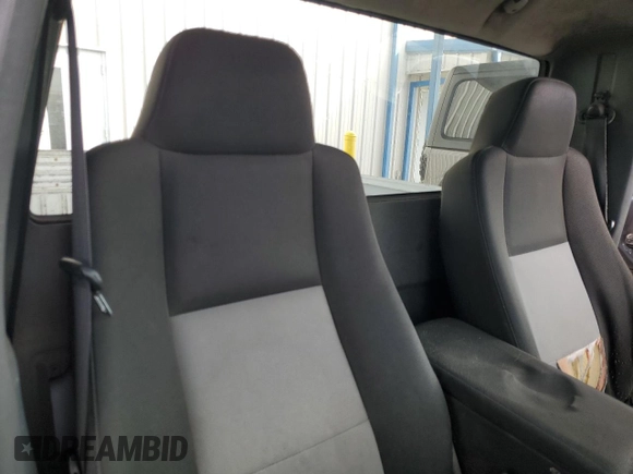 2009 Ford Ranger XL z VIN 1FTYR10D49PA37445, wystawiony jako Copart lot #59775175 z przebiegiem 168 128 mil mil oraz Czysty tytuł • Clean title. Historia ofert i sprzedaży dostępna na DreamBid. Obrazek 10.