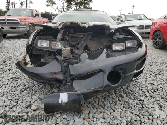 2002 Pontiac Firebird Formula z VIN 2G2FV22G822114416, wystawiony jako Copart lot #80131354 z przebiegiem 130 097 mil mil oraz Szkoda całkowita • Salvage title. Historia ofert i sprzedaży dostępna na DreamBid. Obrazek 5.