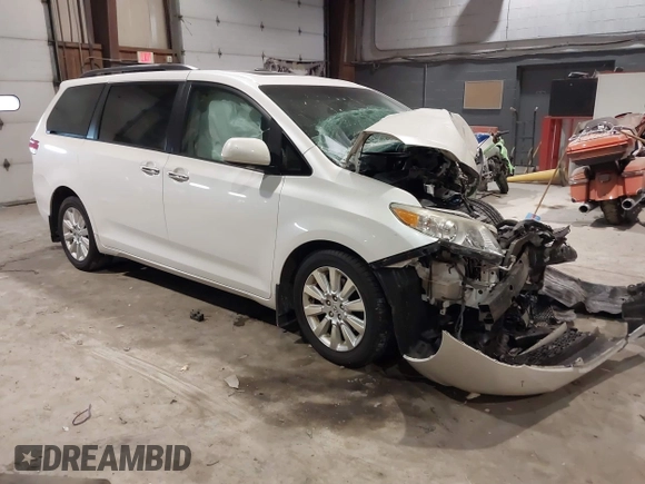2011 Toyota Sienna XLE with VIN 5TDDK3DC8BS013015, listed as a IAAI auction lot 41445174 with 127,109 mi miles. Bid and sale history available at carsss.com. Image 1.