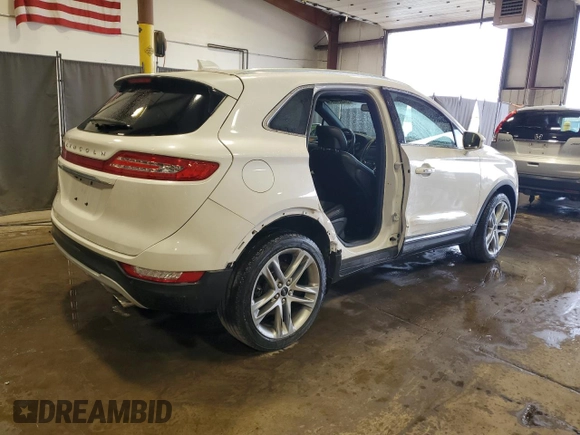 2019 Lincoln MKC Reserve с VIN 5LMCJ3D95KUL52225, выставлен на аукционе Copart как лот 54024095 с пробегом 52 231 миль миль и Списание • Salvage title. История ставок и продаж доступна на DreamBid. Изображение 3.
