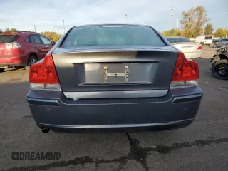 2006 Volvo S60 2.5L Turbo with VIN YV1RH592662526562, listed as a Copart auction lot 77672994 with 192,392 mi miles and Salvage Title. Bid and sale history available at carsss.com. Image 6.