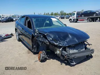 2020 Volkswagen Jetta S z VIN 3VWCB7BU9LM030077, wystawiony jako IAAI lot #42313433 z przebiegiem Nie podano mil oraz . Historia ofert i sprzedaży dostępna na DreamBid. Obrazek 1.