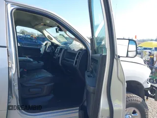 2016 Ram 2500 Tradesman with VIN 3C6UR5HL0GG341625, listed as a IAAI auction lot 41331717 with 63,279 mi miles and . Bid and sale history available at DreamBid. Image 5.