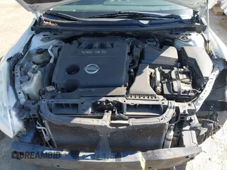 2010 Nissan Altima 3.5 SR with VIN 1N4BL2AP0AN501388, listed as a IAAI auction lot 42040501 with 161,185 mi miles. Bid and sale history available at carsss.com. Image 10.