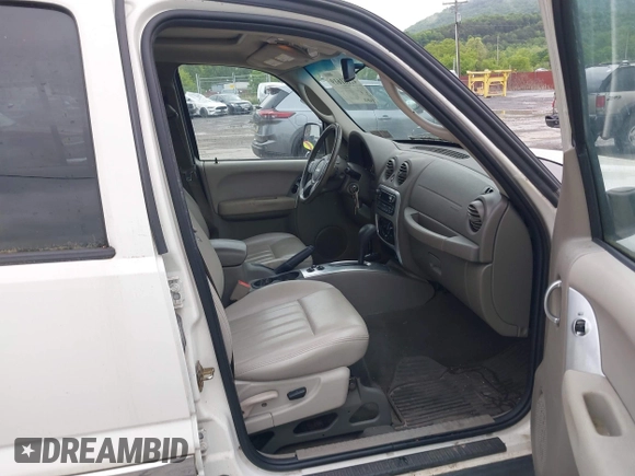 2007 Jeep Liberty Limited z VIN 1J4GL58KX7W526436, wystawiony jako IAAI lot #42181619 z przebiegiem 85 850 mil mil oraz . Historia ofert i sprzedaży dostępna na DreamBid. Obrazek 5.