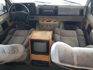 1995 Chevrolet Astro Cargo z VIN 1GBDM19W6SB155022, wystawiony jako Copart lot #59150675 z przebiegiem 135 647 mil mil oraz Szkoda całkowita • Salvage title. Historia ofert i sprzedaży dostępna na DreamBid. Obrazek 8.