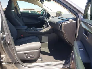 2020 Lexus NX 300 z VIN JTJDARBZ5L5009845, wystawiony jako IAAI lot #42160884 z przebiegiem 40 001 mil mil oraz . Historia ofert i sprzedaży dostępna na DreamBid. Obrazek 5.