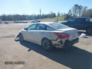 2016 Nissan Altima S with VIN 1N4AL3AP2GC119076, listed as a IAAI auction lot 41843084 with 111,146 mi miles and . Bid and sale history available at DreamBid. Image 3.
