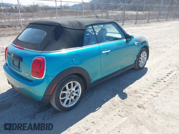 2016 MINI Convertible z VIN WMWWG5C53G3C18842, wystawiony jako IAAI lot #41864596 z przebiegiem 91 253 mil mil oraz . Historia ofert i sprzedaży dostępna na DreamBid. Obrazek 4.