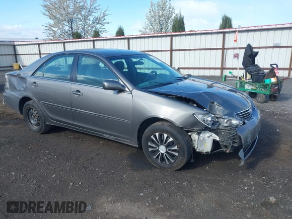 2006 Toyota Camry STD with VIN 4T1BE32K66U718658, listed as a IAAI auction lot 42086473 with 204,314 mi miles. Bid and sale history available at carsss.com. Image 1.