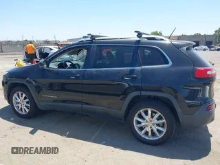 2014 Jeep Cherokee Limited с VIN 1C4PJMDS4EW166783, выставлен на аукционе IAAI как лот 42635248 с пробегом 192 179 миль миль и . История ставок и продаж доступна на DreamBid. Изображение 14.