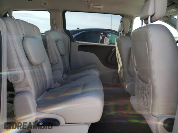 2015 Chrysler Town & Country Touring with VIN 2C4RC1BG2FR661560, listed as a Copart auction lot 53142094 with 162,025 mi miles and Clean Title. Bid and sale history available at DreamBid. Image 11.