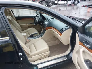 2006 Acura TSX z VIN JH4CL96816C024917, wystawiony jako IAAI lot #41061785 z przebiegiem 43 000 mil mil oraz . Historia ofert i sprzedaży dostępna na DreamBid. Obrazek 5.