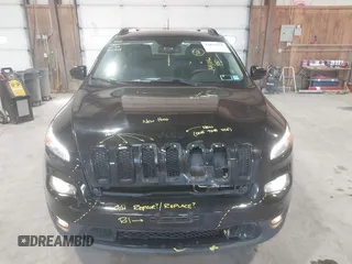 2018 Jeep Cherokee Limited z VIN 1C4PJMDX8JD554326, wystawiony jako IAAI lot #41843179 z przebiegiem 144 104 mil mil oraz . Historia ofert i sprzedaży dostępna na DreamBid. Obrazek 12.