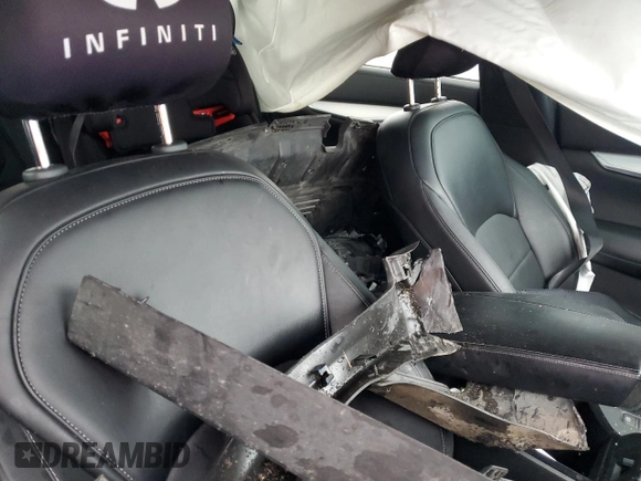 2020 Infiniti QX50 Luxe z VIN 3PCAJ5M32LF115076, wystawiony jako Copart lot #82413804 z przebiegiem Nie podano mil oraz Szkoda całkowita • Salvage title. Historia ofert i sprzedaży dostępna na DreamBid. Obrazek 11.