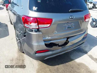 2016 Kia Sorento EX with VIN 5XYPH4A5XGG039708, listed as a IAAI auction lot 41694923 with 87,887 mi miles. Bid and sale history available at carsss.com. Image 6.