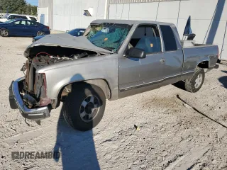1998 Chevrolet Silverado 1500 with VIN 2GCEC19RXW1206394, listed as a Copart auction lot 88019775 with Not Provided miles and Non Repairable. Bid and sale history available at DreamBid. Image 1.