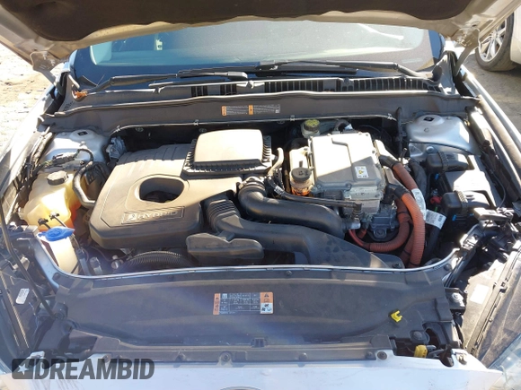 2016 Ford Fusion Titanium Hybrid with VIN 3FA6P0RU7GR364573, listed as a IAAI auction lot 41298298 with 189,900 mi miles. Bid and sale history available at carsss.com. Image 10.