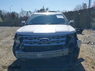 2019 Ford Explorer Limited with VIN 1FM5K8F81KGB06071, listed as a IAAI auction lot 41897131 with 69,831 mi miles. Bid and sale history available at carsss.com. Image 13.