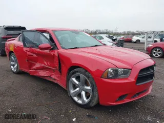 2011 Dodge Charger Road/Track with VIN 2B3CL5CT6BH503488, listed as a IAAI auction lot 41961171 with 164,692 mi miles. Bid and sale history available at carsss.com. Image 1.