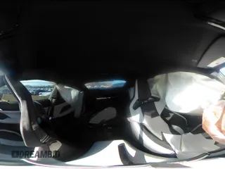 2025 BMW M4 Competition xDrive с VIN WBS33HK05SCT17492, выставлен на аукционе IAAI как лот 42132837 с пробегом 1 370 миль миль и . История ставок и продаж доступна на DreamBid. Изображение 21.