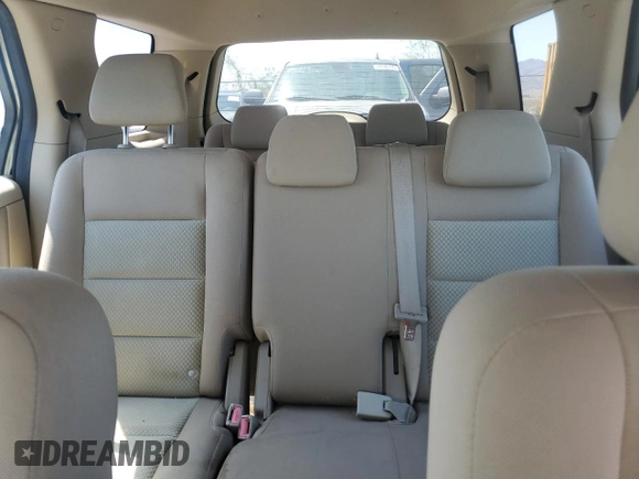 2006 Ford Freestyle SE z VIN 1FMZK01126GA50998, wystawiony jako Copart lot #58697065 z przebiegiem 203 698 mil mil oraz Czysty tytuł • Clean title. Historia ofert i sprzedaży dostępna na DreamBid. Obrazek 10.