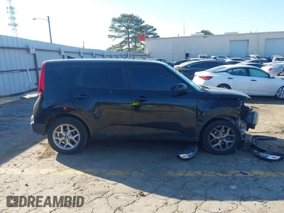 2020 Kia Soul LX with VIN KNDJ23AU5L7057436, listed as a IAAI auction lot 41503824 with 89,110 mi miles. Bid and sale history available at carsss.com. Image 13.