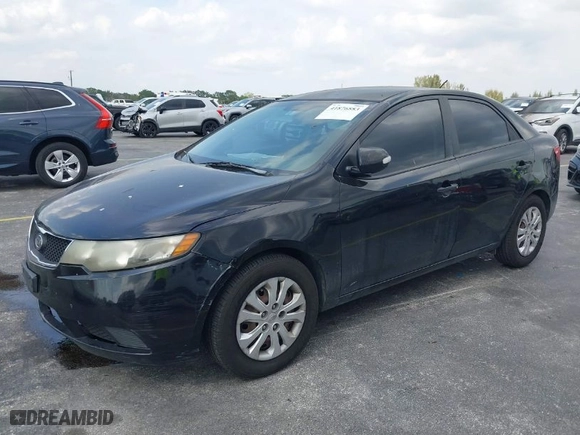 2010 Kia Forte EX with VIN KNAFU4A26A5105763, listed as a IAAI auction lot 41876883 with 199,884 mi miles. Bid and sale history available at carsss.com. Image 2.