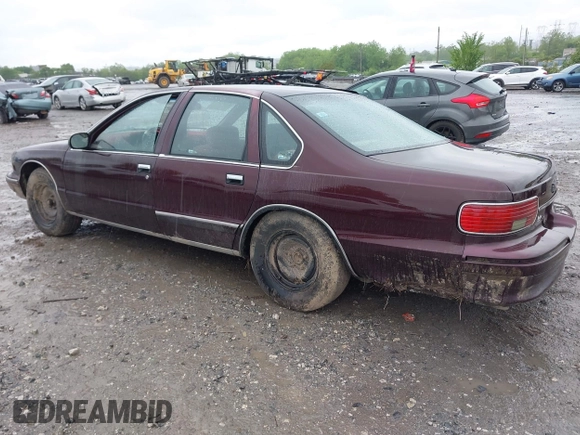 1995 Chevrolet Caprice with VIN 1G1BL52P7SR176512, listed as a IAAI auction lot 42231251 with Not provided miles and . Bid and sale history available at DreamBid. Image 3.