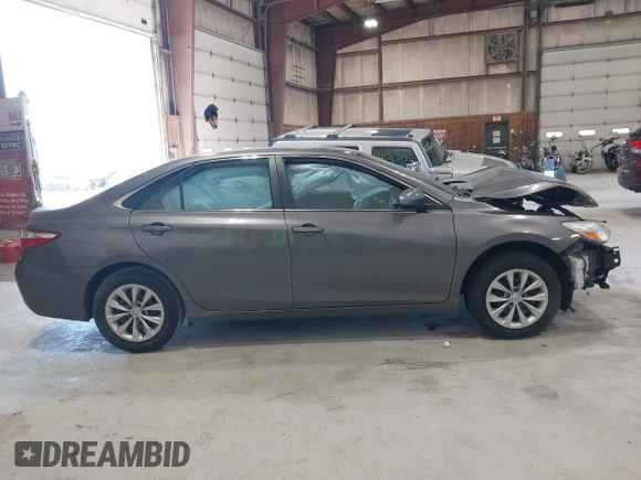 2017 Toyota Camry XLE with VIN 4T1BF1FK0HU639629, listed as a IAAI auction lot 42083171 with 68,809 mi miles and . Bid and sale history available at DreamBid. Image 14.