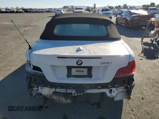 2013 BMW 1 Series 128i z VIN WBAUN1C57DVR01730, wystawiony jako Copart lot #75362744 z przebiegiem Nie podano mil oraz Szkoda całkowita • Salvage title. Historia ofert i sprzedaży dostępna na DreamBid. Obrazek 6.