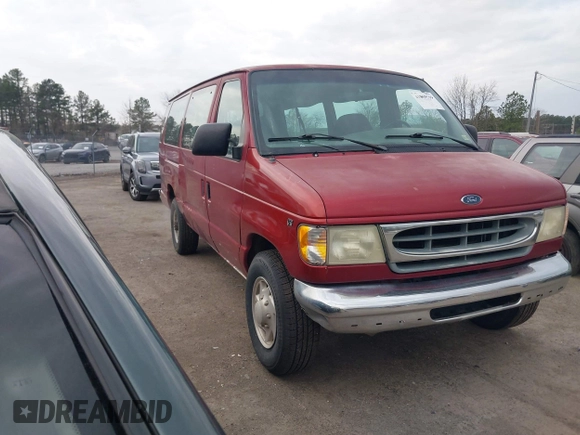 2001 Ford Econoline Passenger XL with VIN 1FBSS31L71HA92700, listed as a IAAI auction lot 41809599 with 201,641 mi miles and . Bid and sale history available at DreamBid. Image 1.