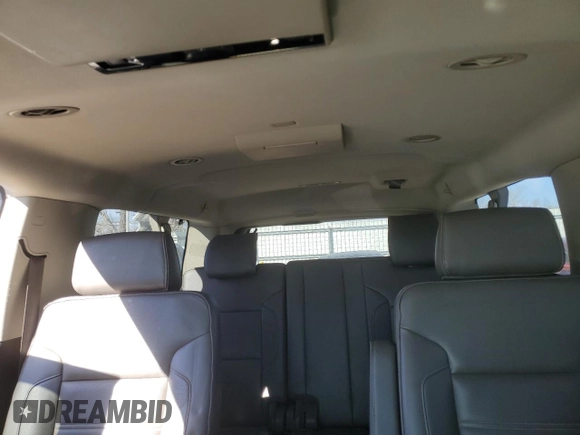 2016 GMC Yukon XL Denali with VIN 1GKS2HKJ5GR225936, listed as a Copart auction lot 49353985 with 207,658 mi miles and Salvage Title. Bid and sale history available at DreamBid. Image 10.