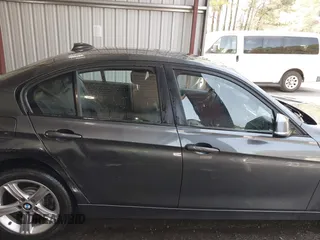 2015 BMW 3 Series 328i xDrive with VIN WBA3B5G50FNS15859, listed as a IAAI auction lot 41999035 with 87,560 mi miles. Bid and sale history available at carsss.com. Image 13.