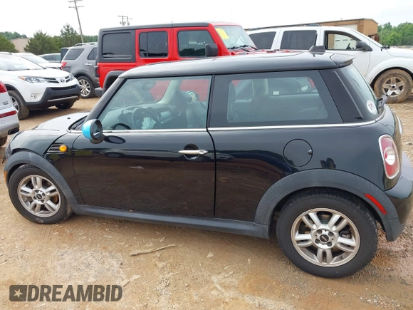 2012 MINI Hardtop with VIN WMWSU3C58CT540024, listed as a IAAI auction lot 42365569 with 103,274 mi miles and . Bid and sale history available at DreamBid. Image 14.