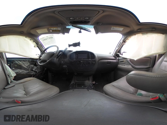 2006 Toyota Sequoia SR5 with VIN 5TDBT44A46S272938, listed as a IAAI auction lot 40974081 with 250,478 mi miles and . Bid and sale history available at DreamBid. Image 17.