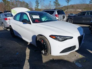 2020 Alfa Romeo Giulia Ti Sport with VIN ZARFANBN5L7638386, listed as a IAAI auction lot 41380295 with 33,733 mi miles. Bid and sale history available at carsss.com. Image 13.