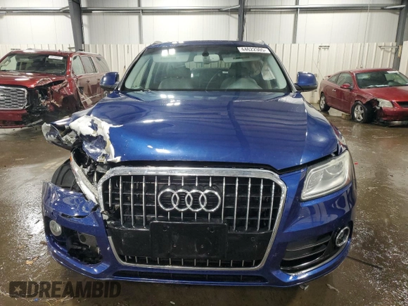 2014 Audi Q5 Premium Plus with VIN WA1LFAFP4EA002240, listed as a Copart auction lot 44622305 with 204,010 mi miles and Salvage Title. Bid and sale history available at carsss.com. Image 5.