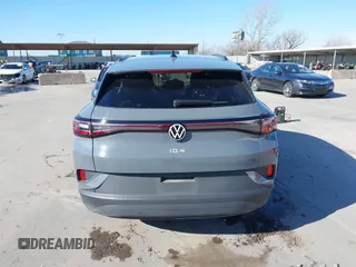 2024 Volkswagen ID.4 Standard z VIN 1V2BMPE86RC004522, wystawiony jako IAAI lot #41596962 z przebiegiem 7820 mil mil oraz . Historia ofert i sprzedaży dostępna na DreamBid. Obrazek 16.