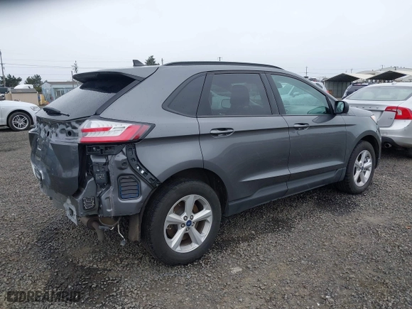 2022 Ford Edge SE with VIN 2FMPK4G9XNBA19287, listed as a IAAI auction lot 41896250 with 31,382 mi miles. Bid and sale history available at carsss.com. Image 4.