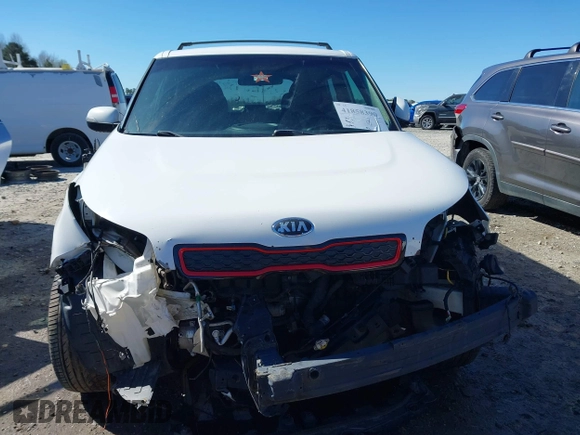 2014 Kia Soul + with VIN KNDJP3A57E7034169, listed as a IAAI auction lot 41858390 with 136,943 mi miles. Bid and sale history available at carsss.com. Image 13.